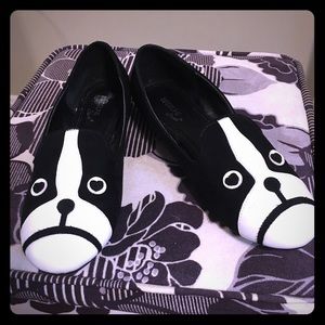 Black & white dog loafers 10w